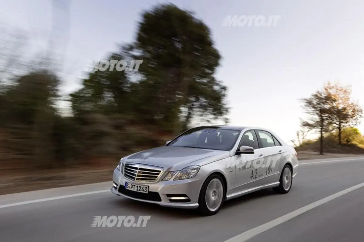 Mercedes-Benz Classe E BlueTEC HYBRID: ottiene la classe energetica A+ (6)