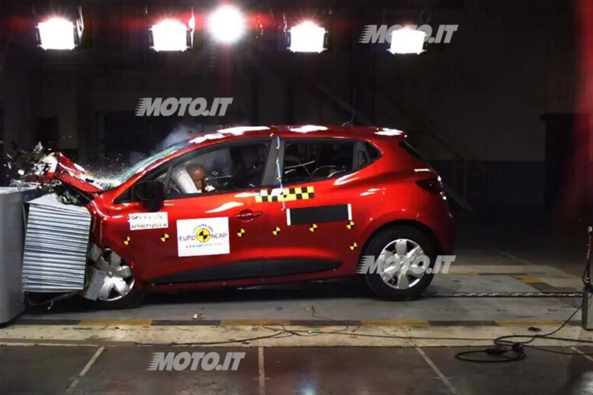 Renault Clio: 5 stelle Euro NCAP