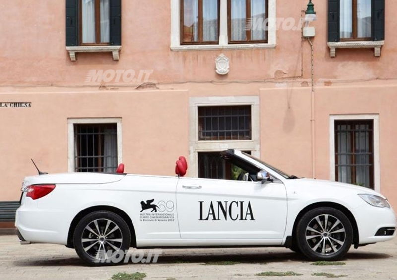 Lancia Flavia Red Carpet by Poltrona Frau