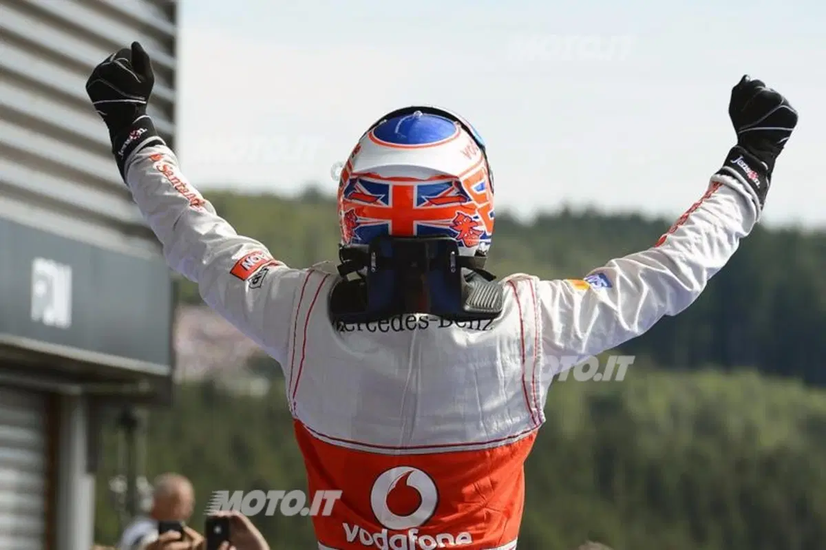 Button vince il GP del Belgio a Spa (3)