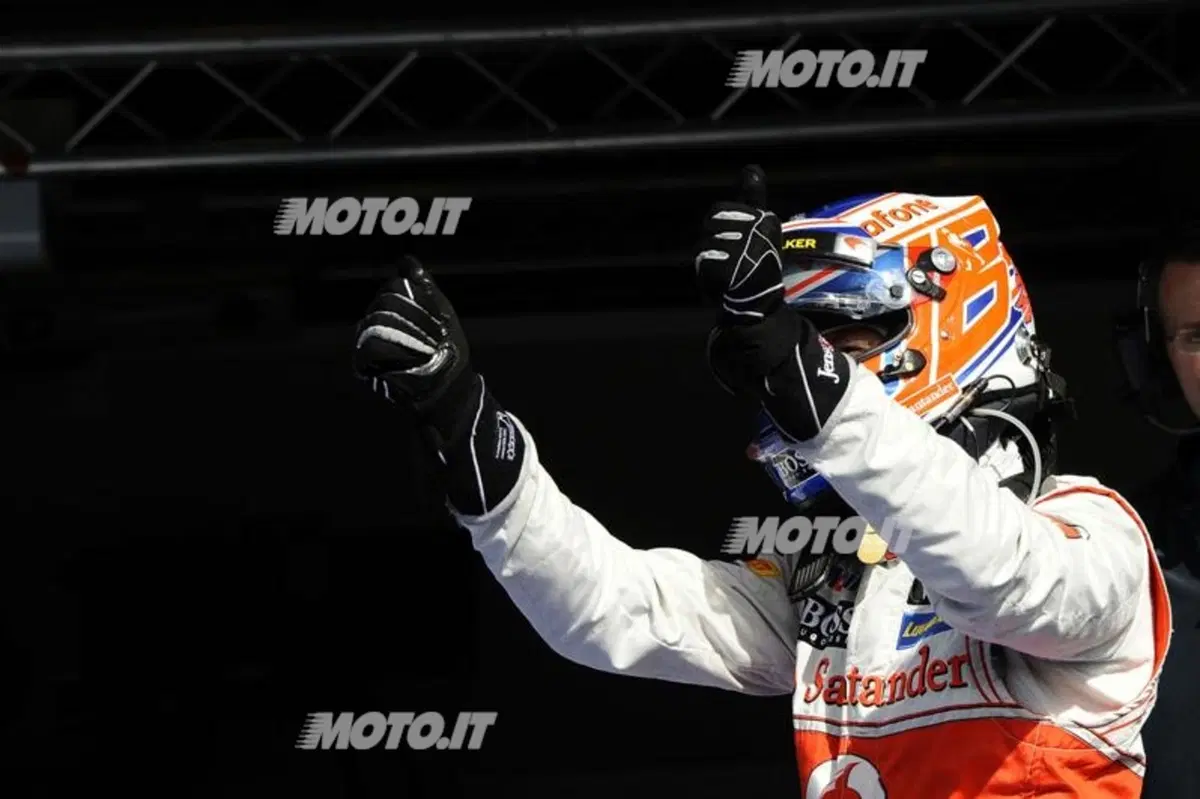 Button vince il GP del Belgio a Spa (5)