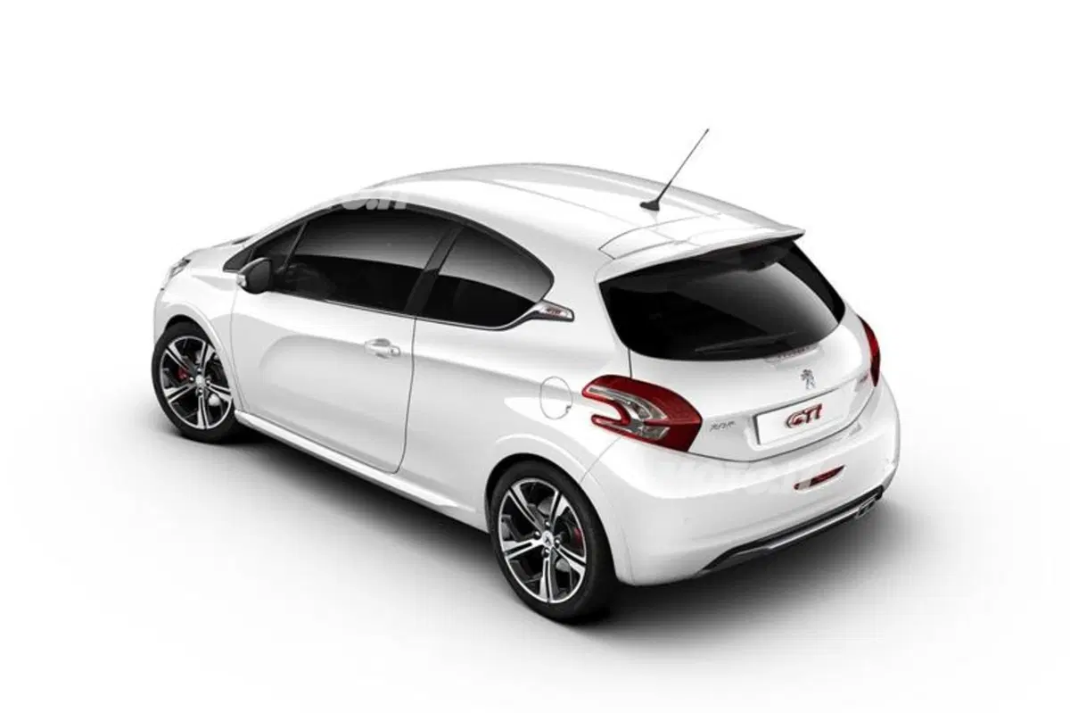 Peugeot 208 GTi (6)