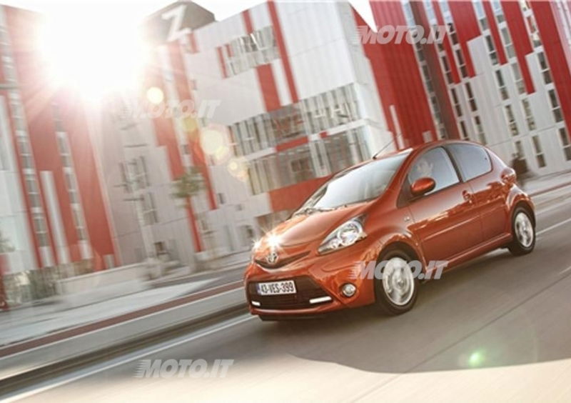 Toyota Aygo Connect: listino prezzi