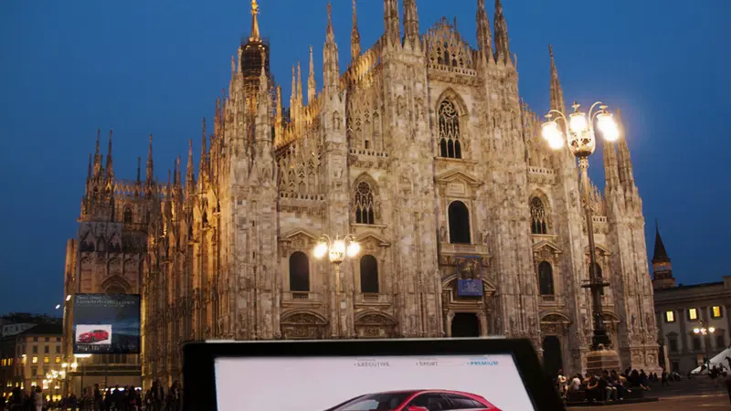 Mercedes-Benz Classe A alla Vogue Fashion&rsquo;s Night Out