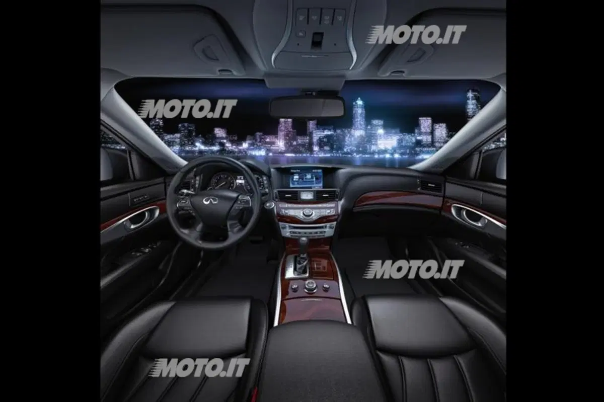 Infiniti M35h Business Edition: dettagli e prezzi (3)