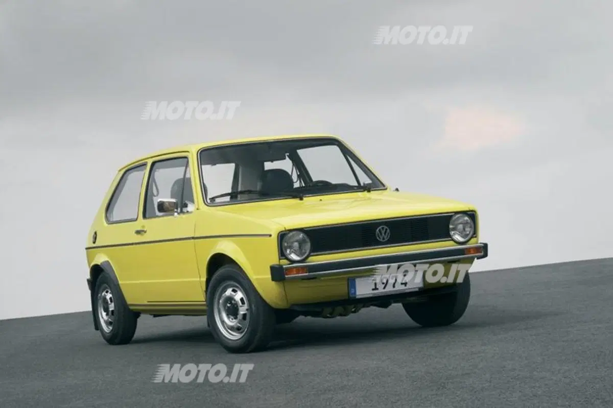 Volkswagen Golf: festeggia 40 anni la best seller di Wolfsburg
