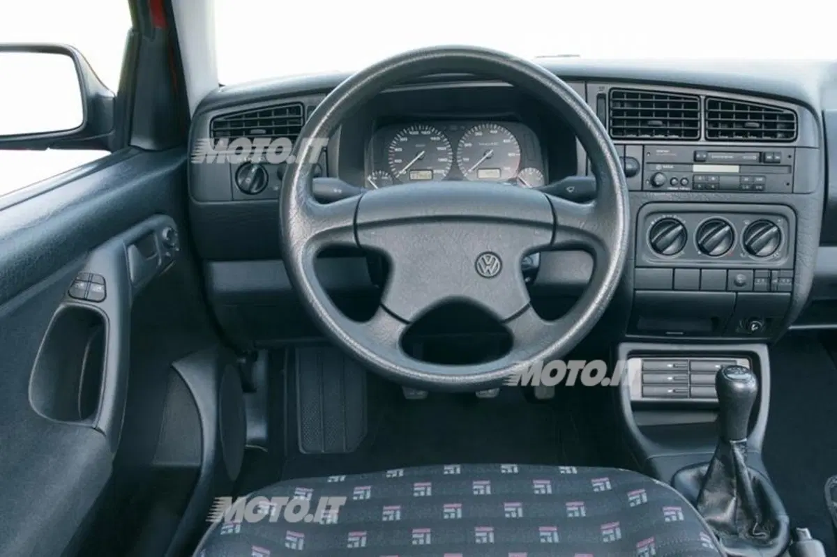 Volkswagen Golf: festeggia 40 anni la best seller di Wolfsburg (9)