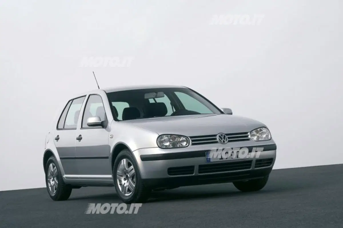 Volkswagen Golf: festeggia 40 anni la best seller di Wolfsburg (10)