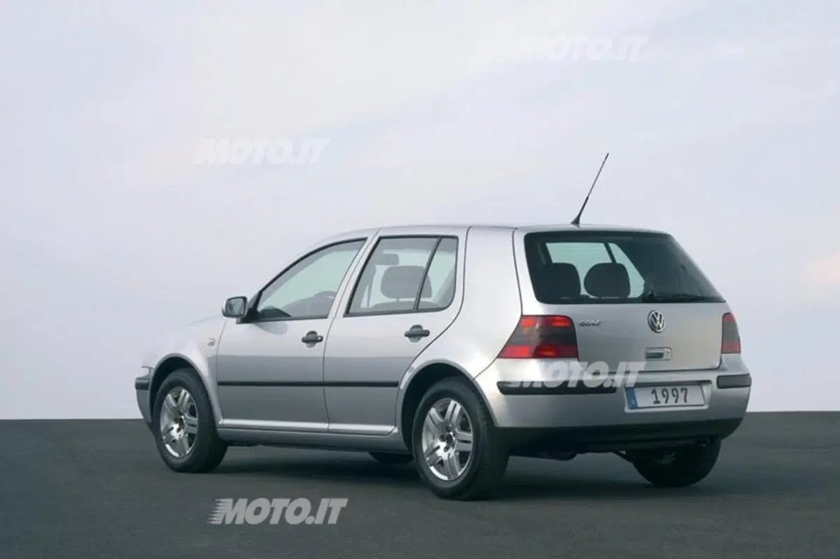 Volkswagen Golf: festeggia 40 anni la best seller di Wolfsburg (11)