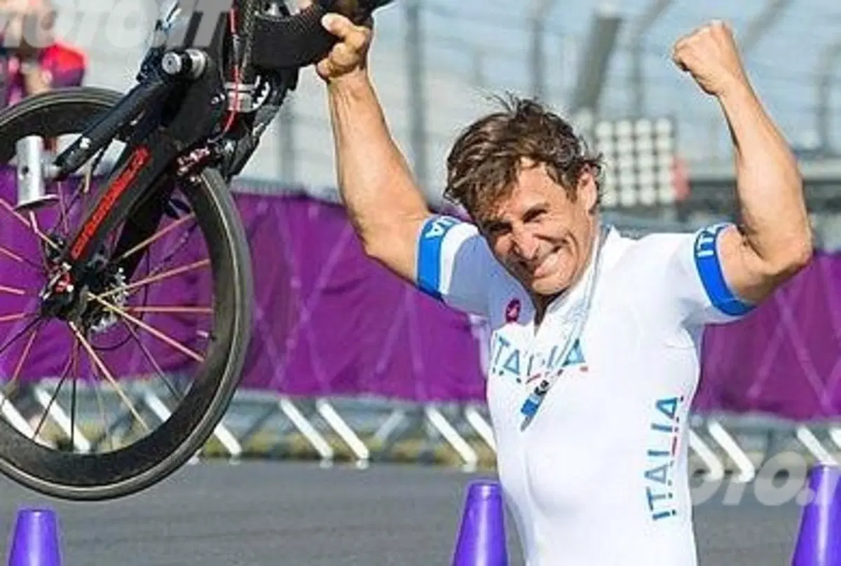 Alex Zanardi medaglia d'oro Handbike alle Paralimpiadi 2012