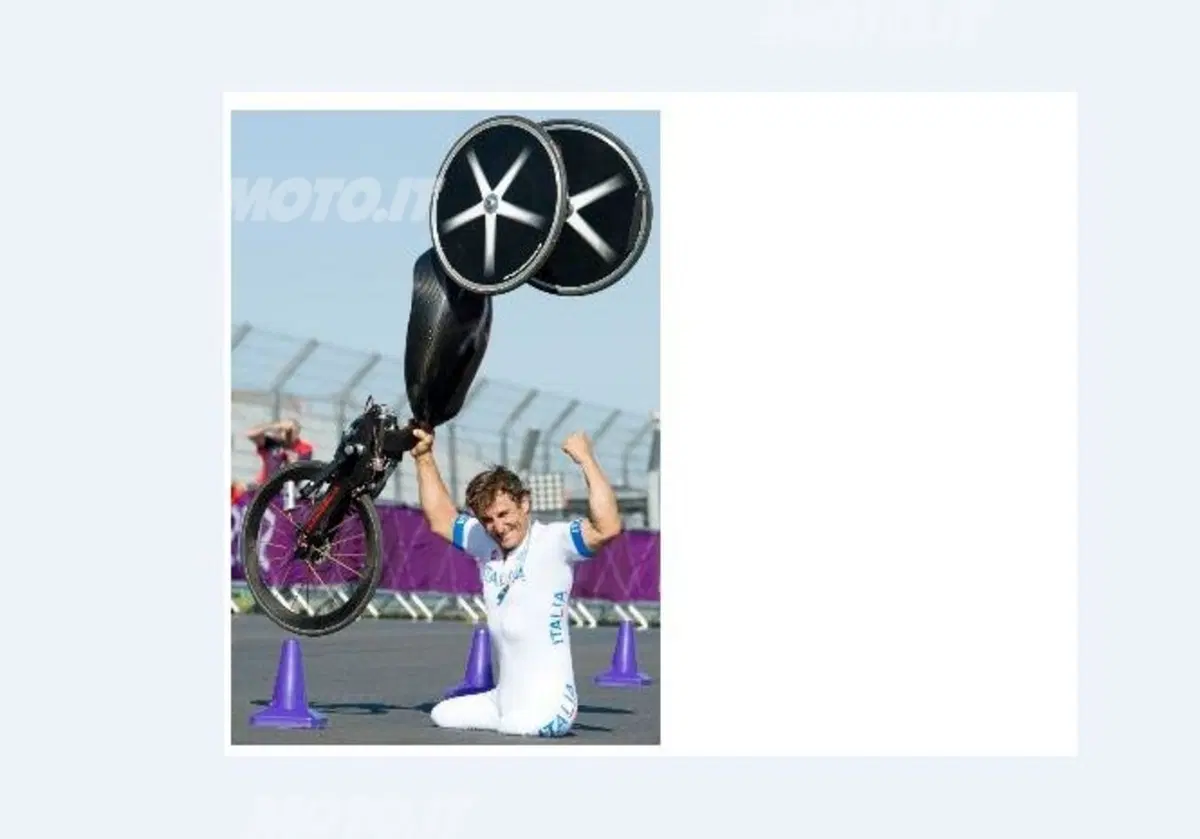 Alex Zanardi medaglia d'oro Handbike alle Paralimpiadi 2012 (2)