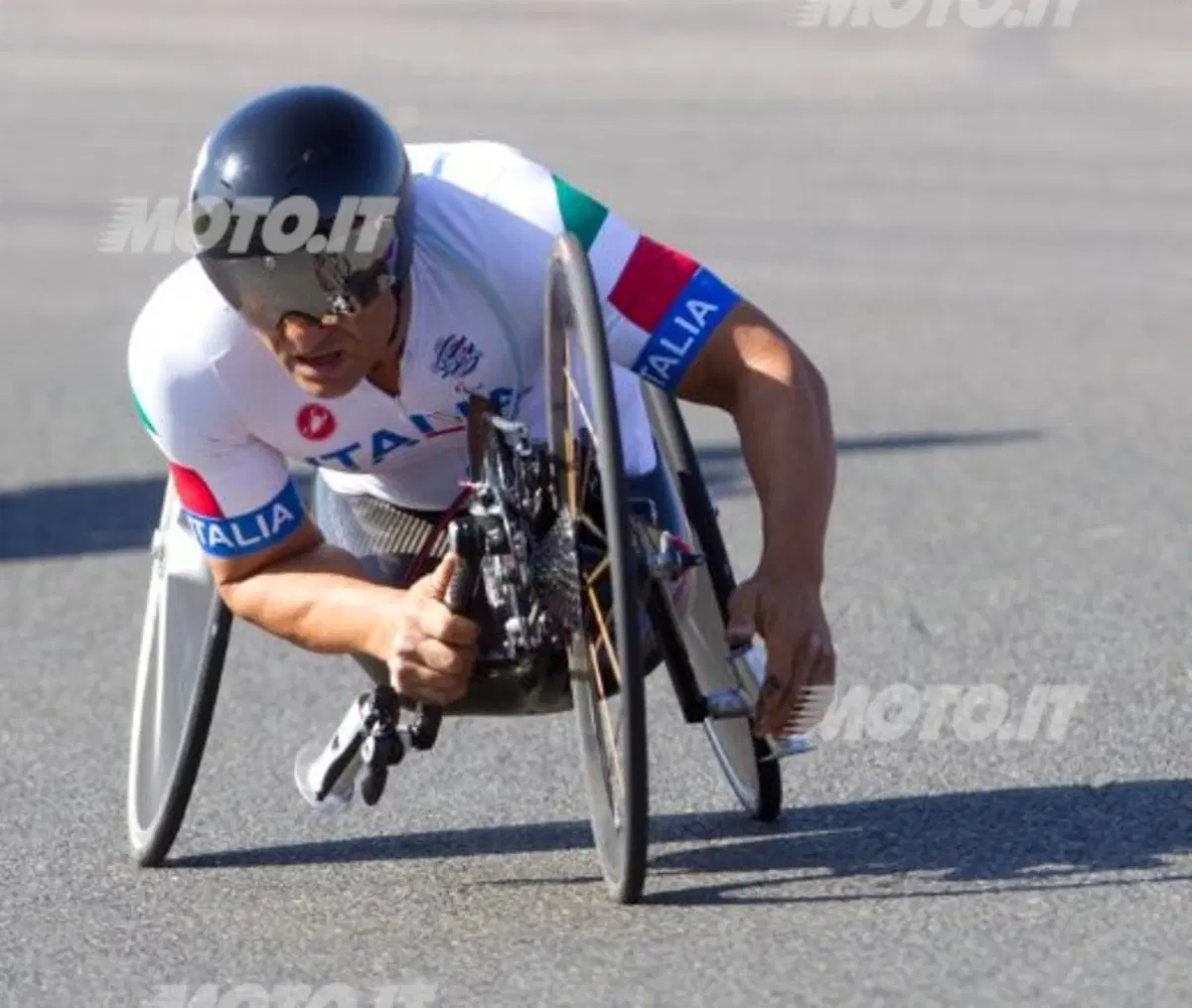 Alex Zanardi medaglia d'oro Handbike alle Paralimpiadi 2012 (4)