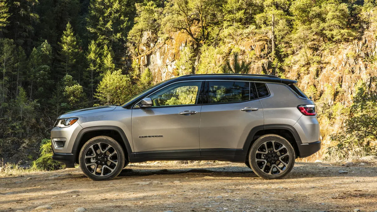 Nuova Jeep Compass svelata a Los Angeles [Video] (21)