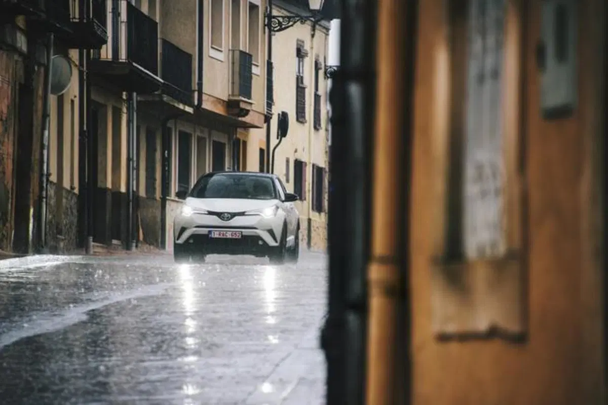 Toyota C-HR [Video primo test] (5)