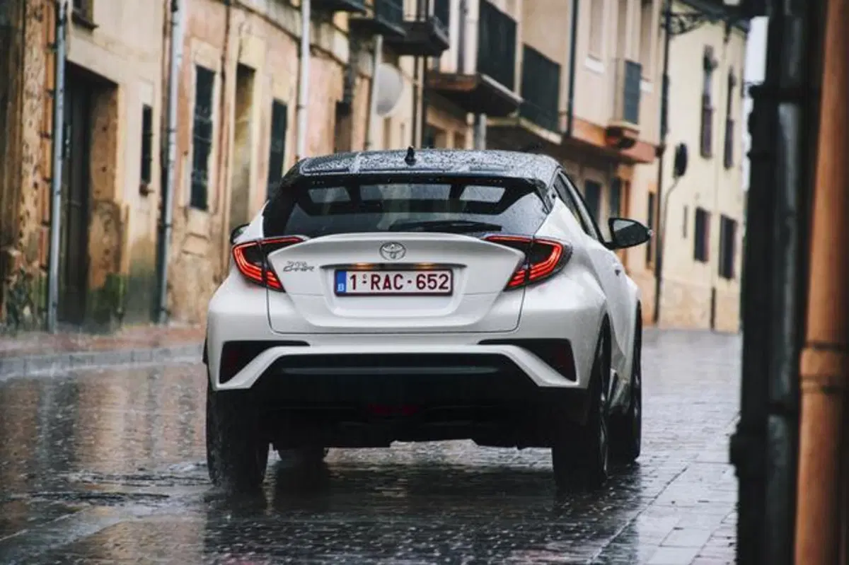 Toyota C-HR [Video primo test] (4)