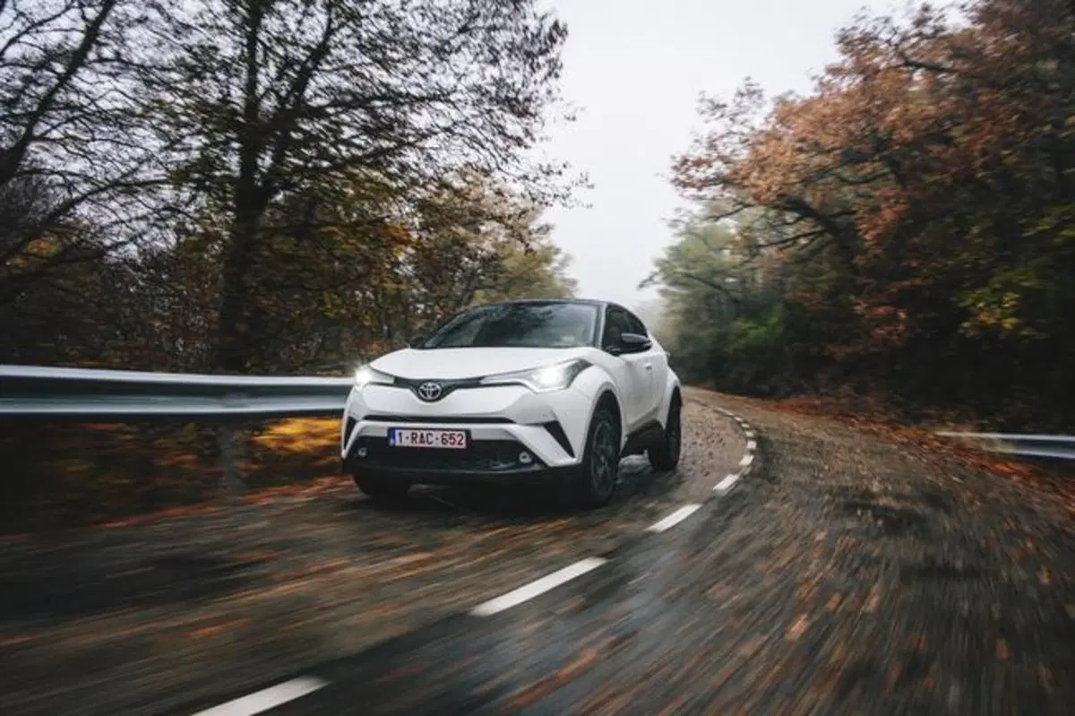 Toyota C-HR [Video primo test] (6)
