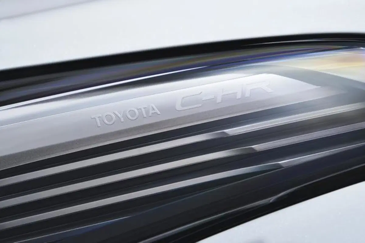 Toyota C-HR [Video primo test] (14)