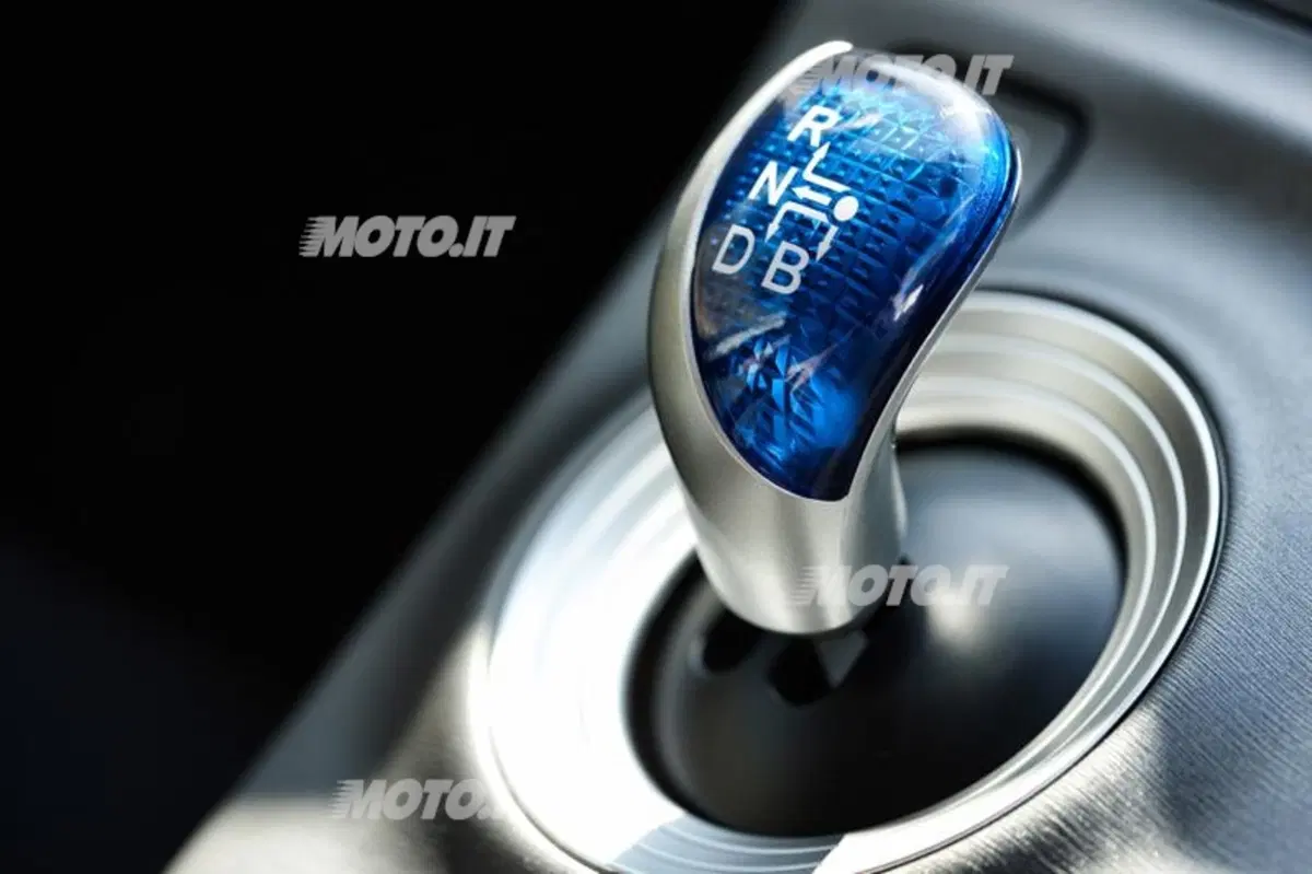 Toyota Prius Plug-In (31)