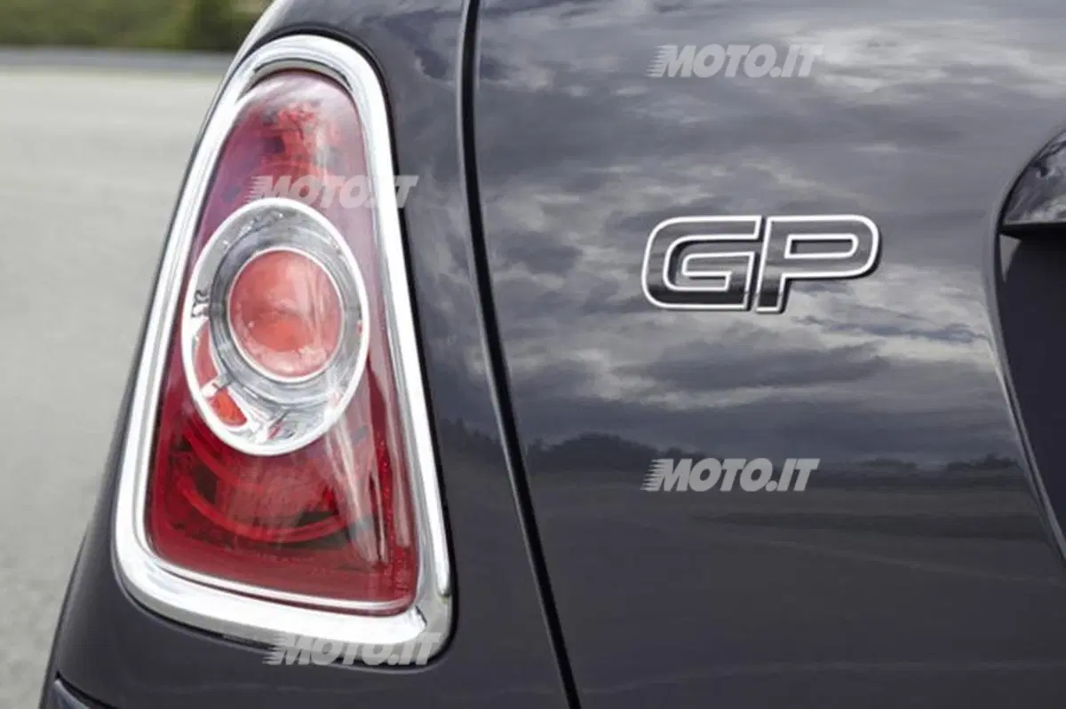 Mini John Cooper Works GP: i dati ufficiali (12)