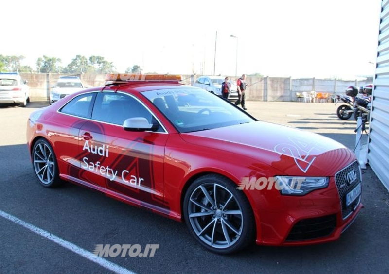 Audi RS5: la Safety car della 24 Heurs Moto a Le Mans