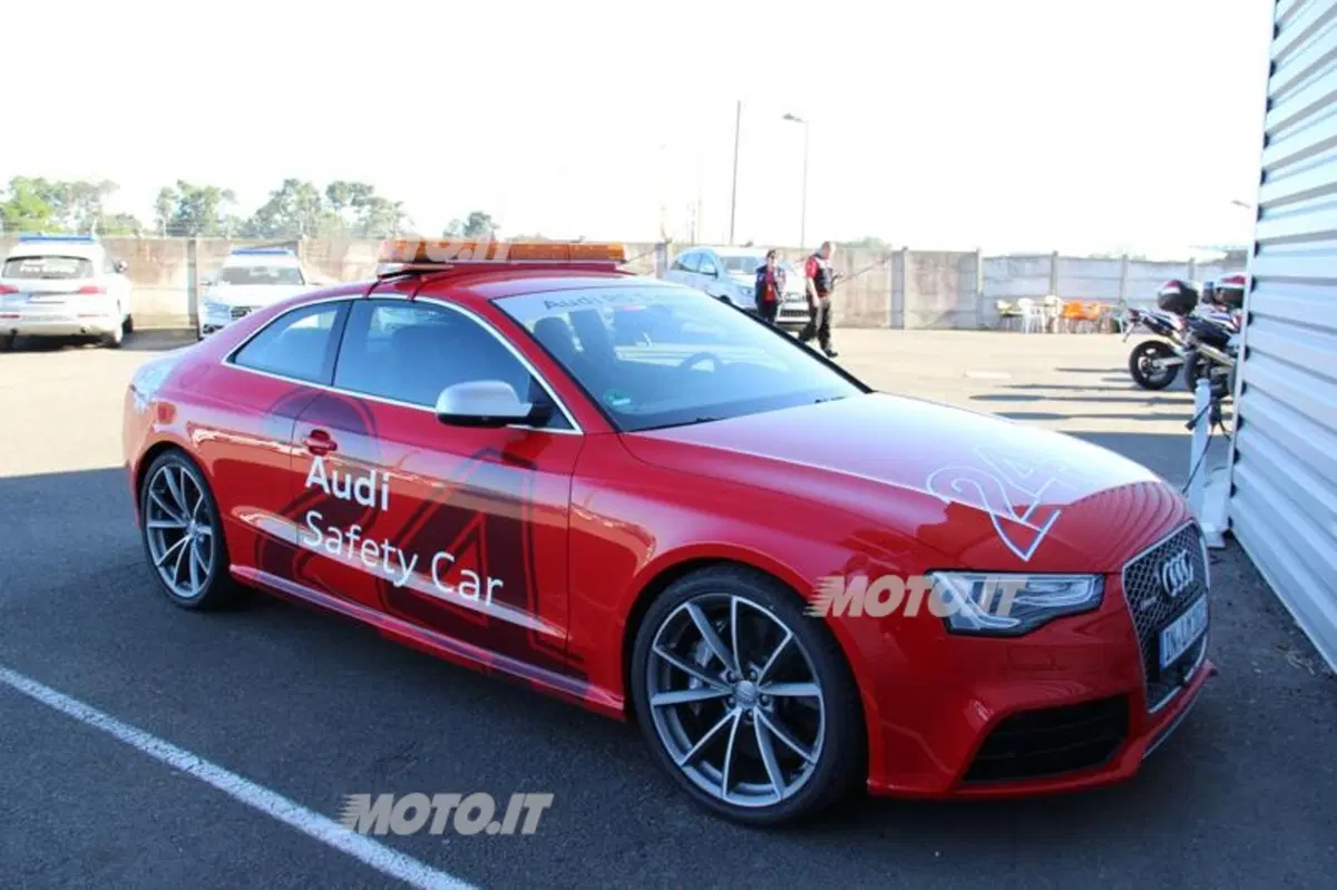 Audi RS5: la Safety car della 24 Heurs Moto a Le Mans