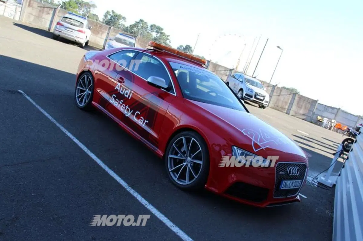 Audi RS5: la Safety car della 24 Heurs Moto a Le Mans (3)