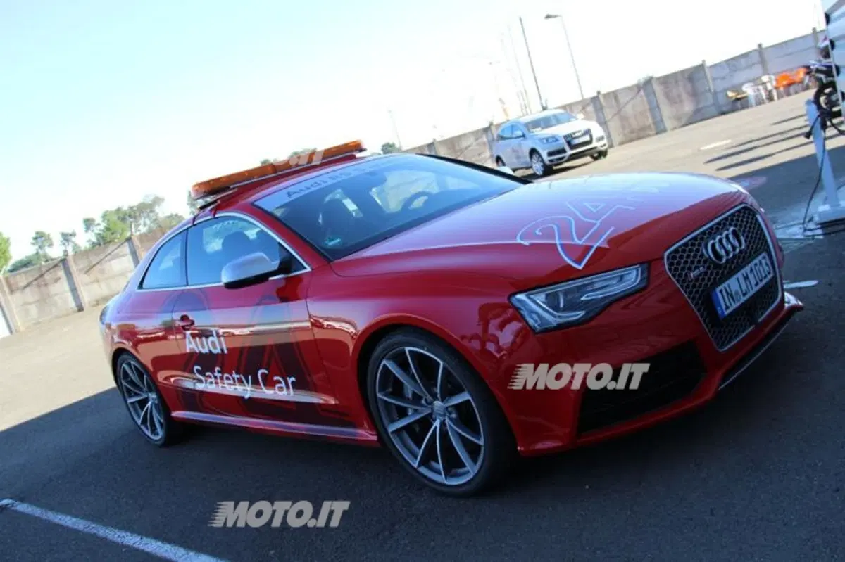 Audi RS5: la Safety car della 24 Heurs Moto a Le Mans (5)
