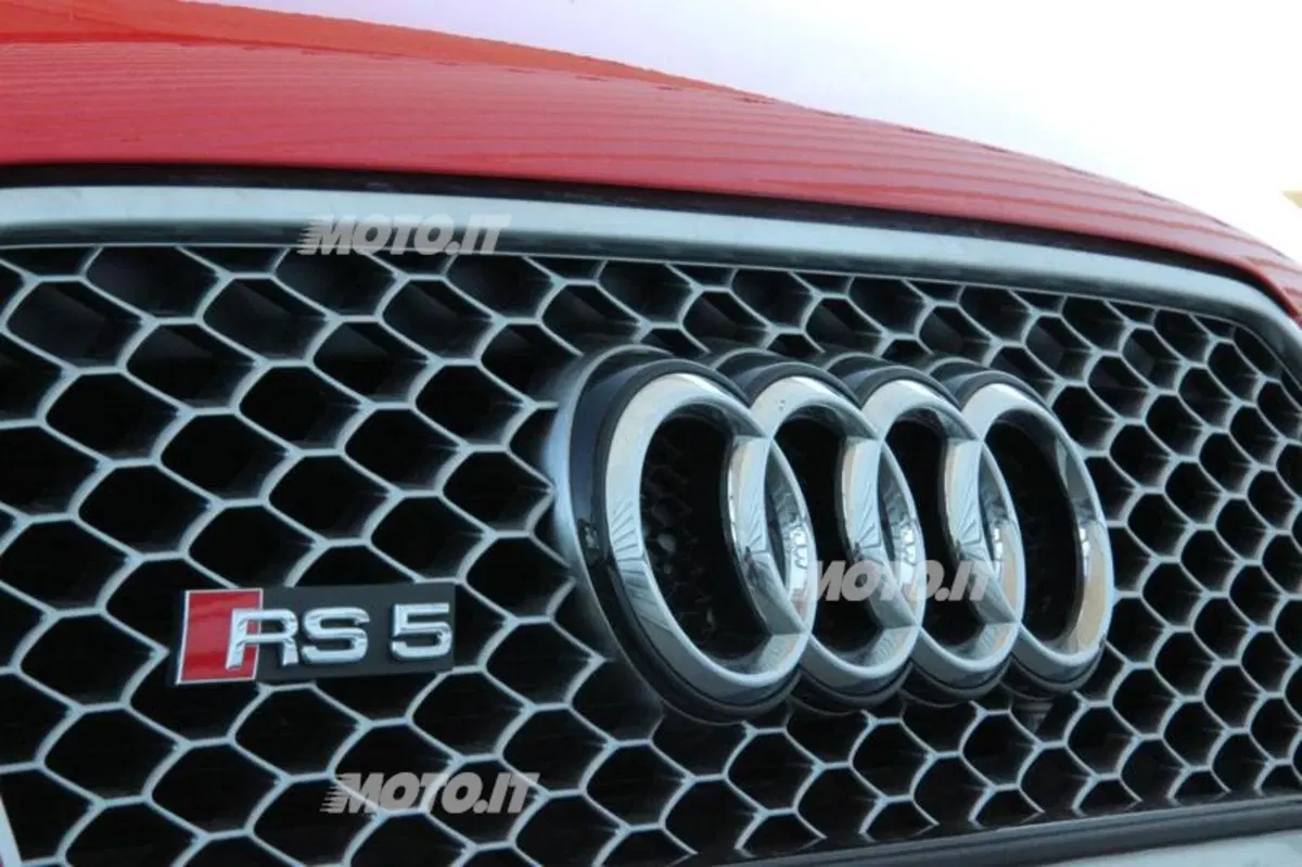 Audi RS5: la Safety car della 24 Heurs Moto a Le Mans (6)