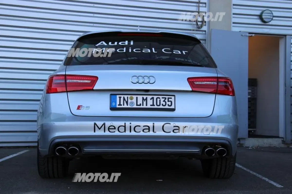 Audi RS5: la Safety car della 24 Heurs Moto a Le Mans (19)