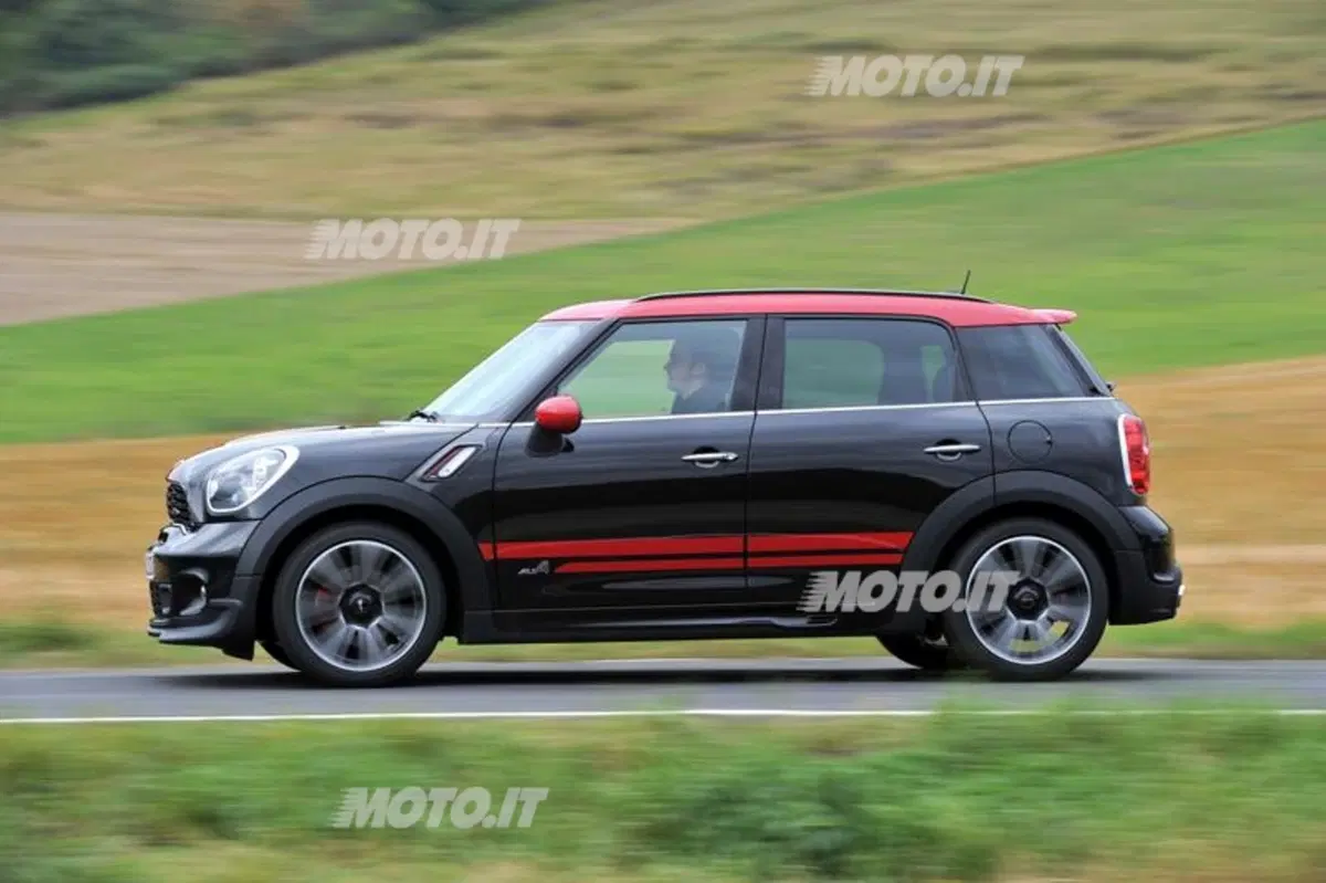 Mini Countryman John Cooper Works: listino prezzi (3)