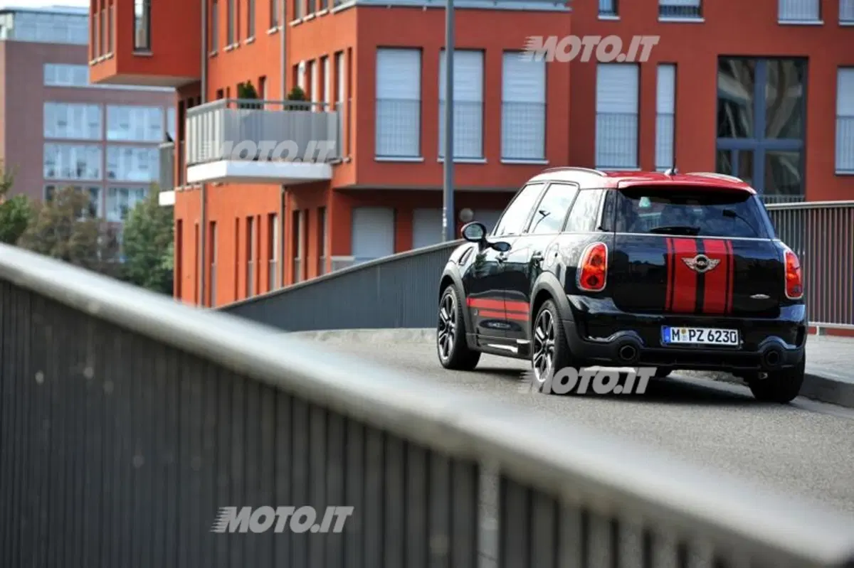 Mini Countryman John Cooper Works: listino prezzi (15)