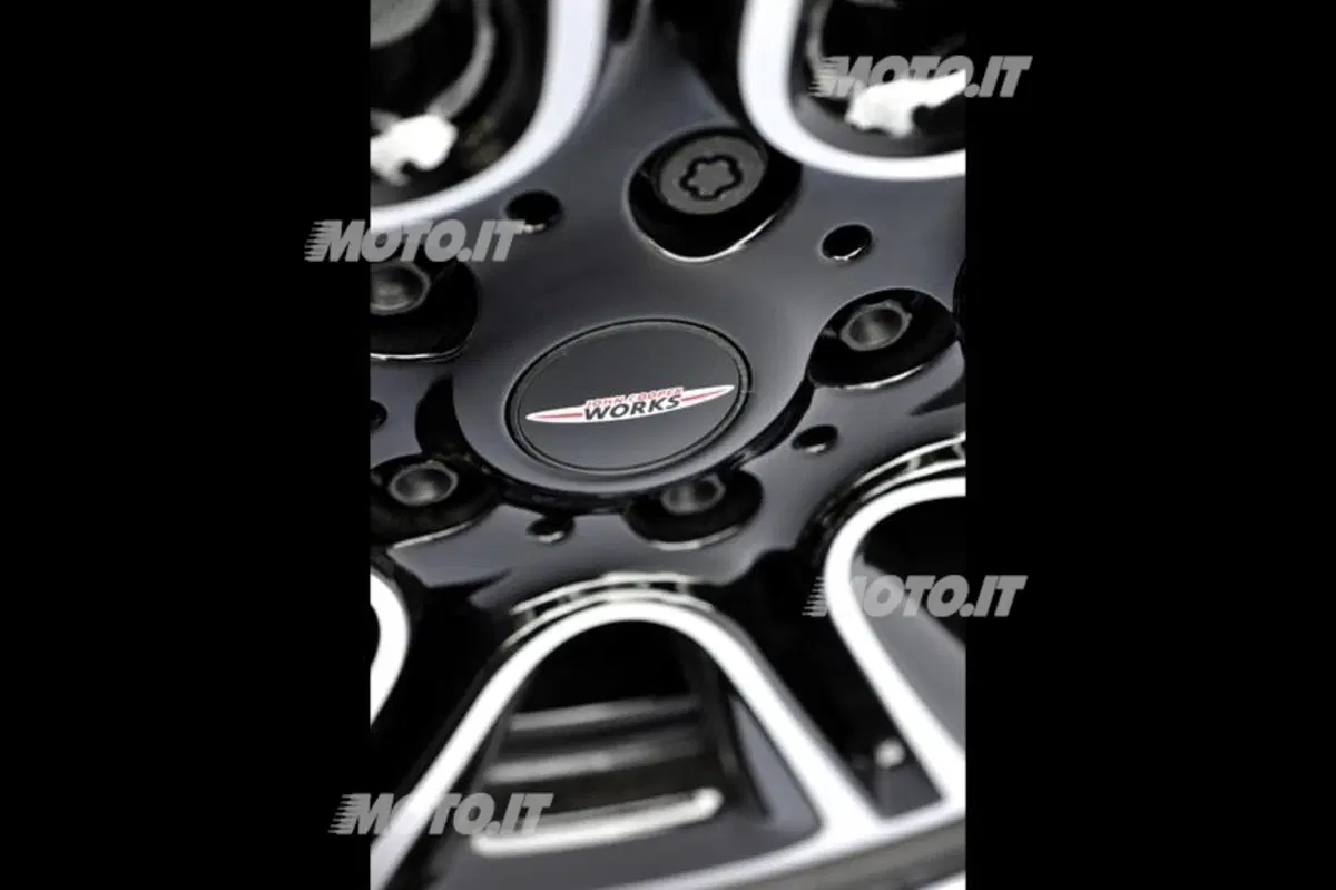 Mini Countryman John Cooper Works: listino prezzi (19)