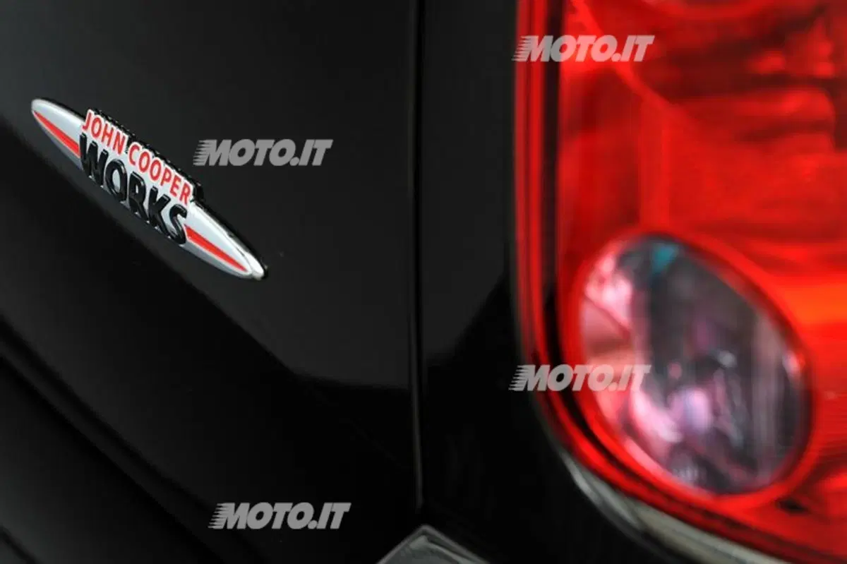 Mini Countryman John Cooper Works: listino prezzi (20)