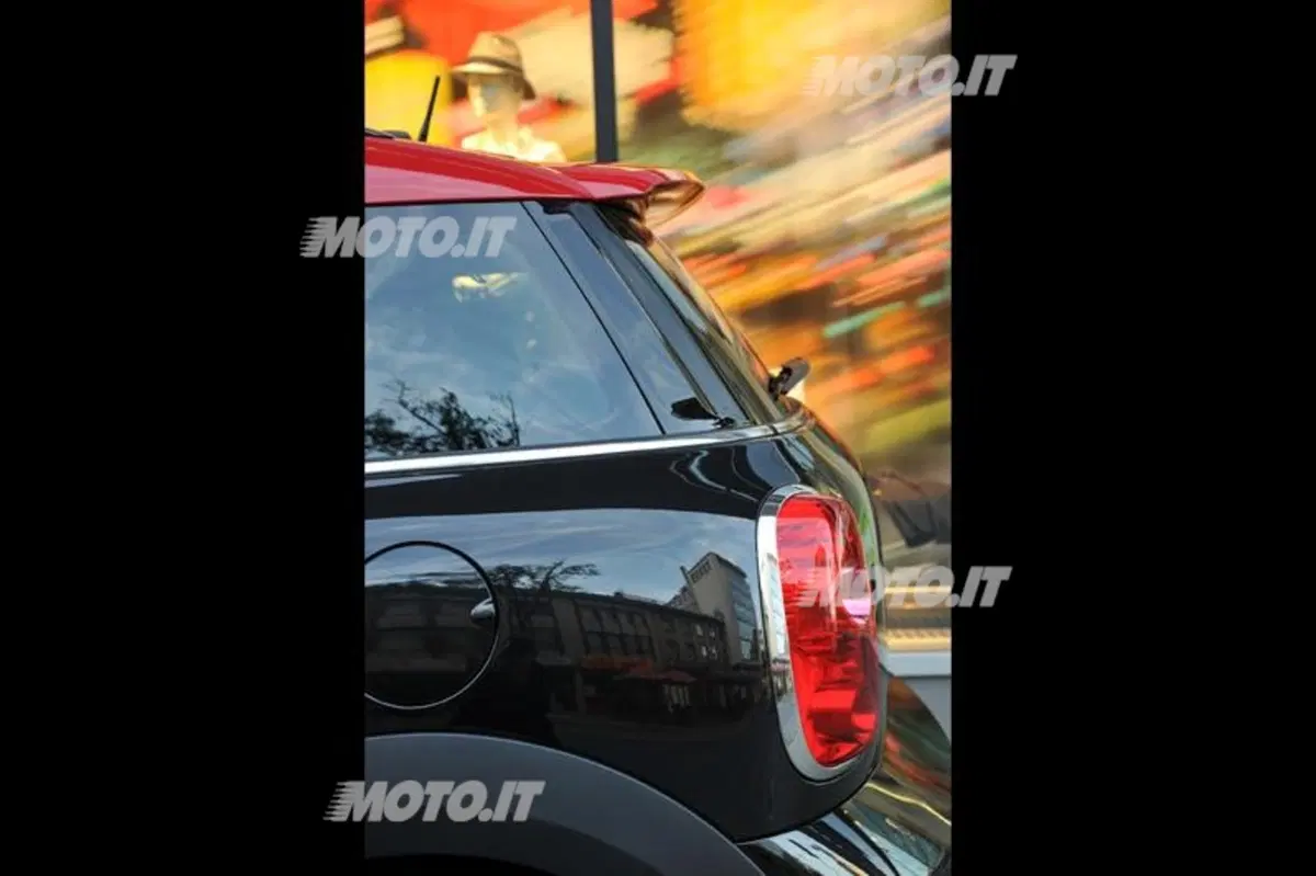Mini Countryman John Cooper Works: listino prezzi (24)