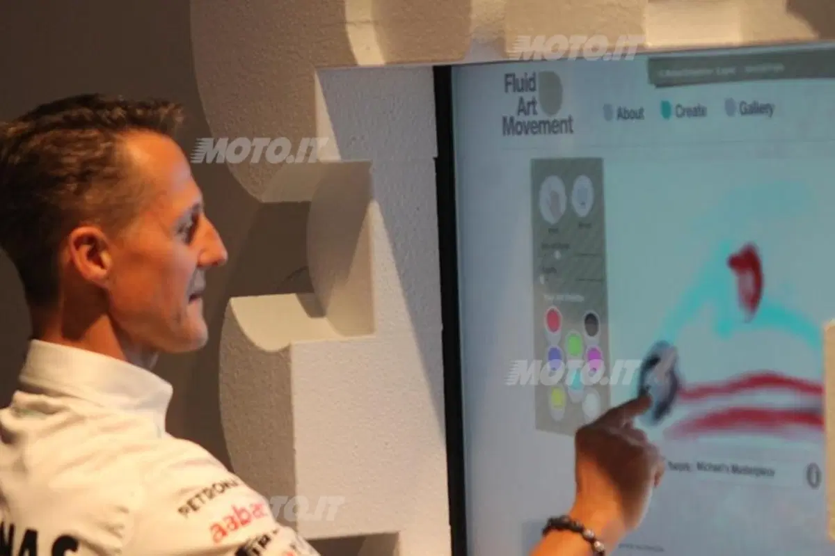 Petronas festeggia i 100 anni con “Fluid Art Movement” (10)