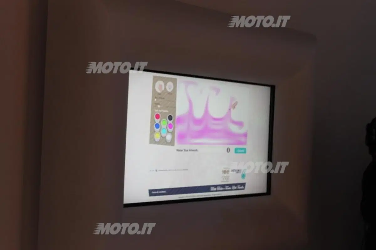 Petronas festeggia i 100 anni con “Fluid Art Movement” (24)