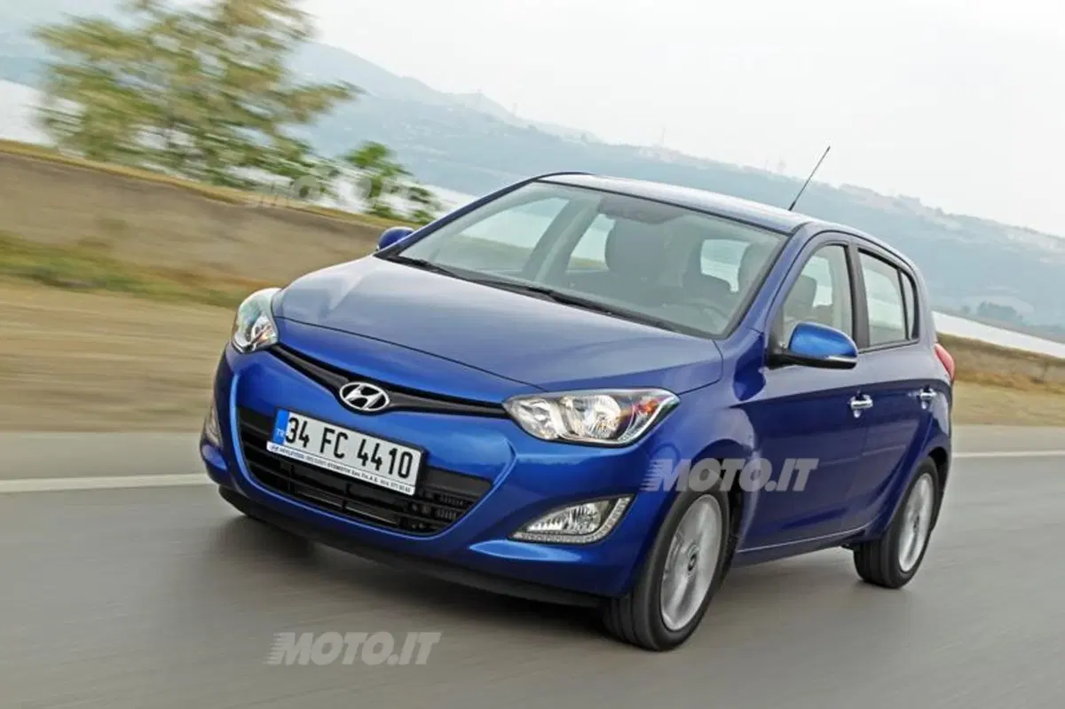 Hyundai i20 Blue Drive GPL (4)