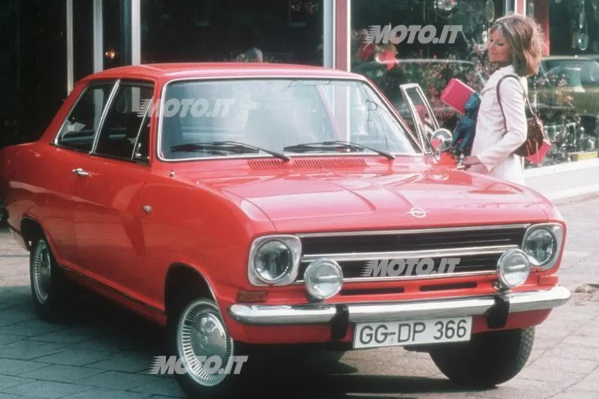 Dalla Kadett all’Astra: 75 anni di compatte targate Opel (8)