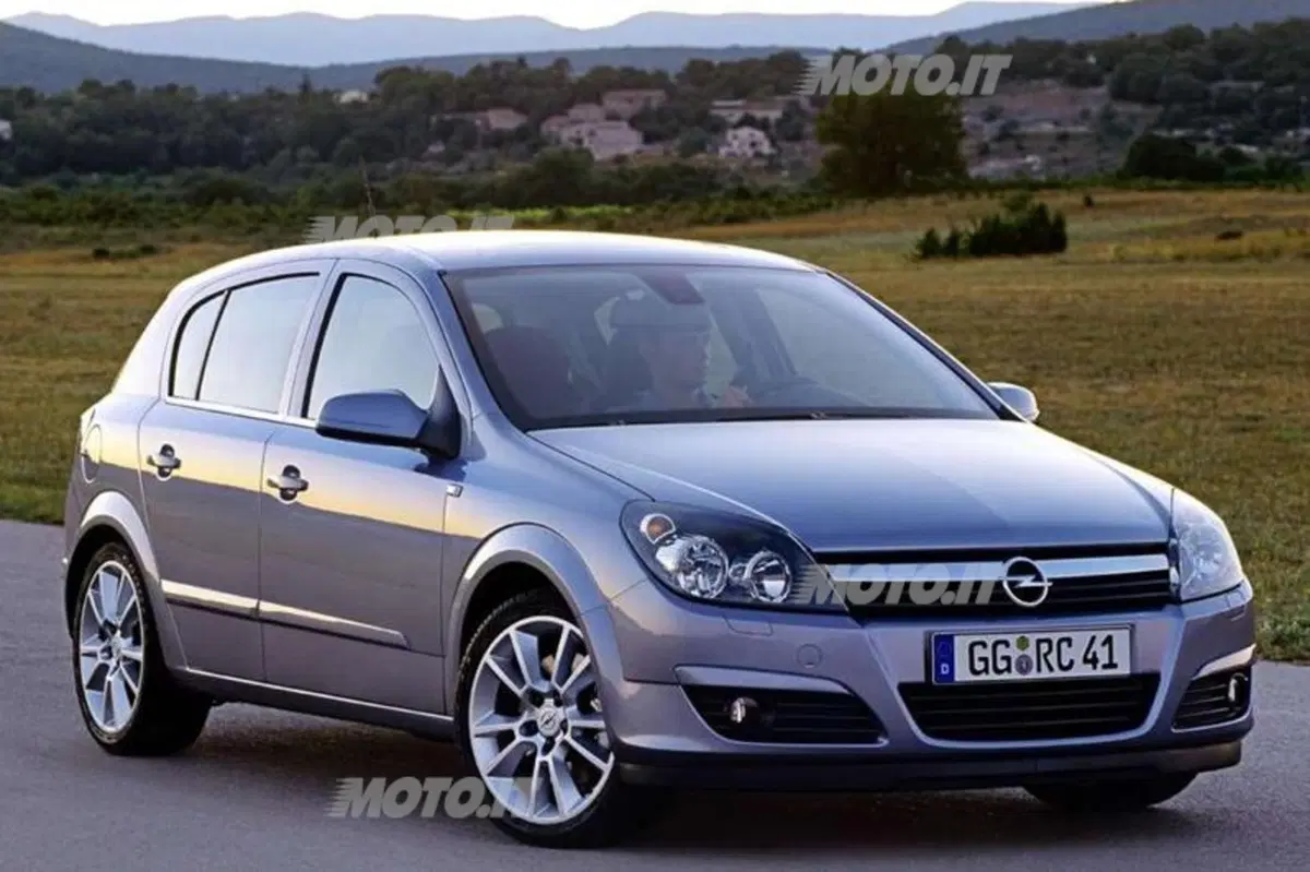 Dalla Kadett all’Astra: 75 anni di compatte targate Opel (18)