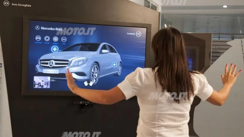 Mercedes-Benz Visionary Store
