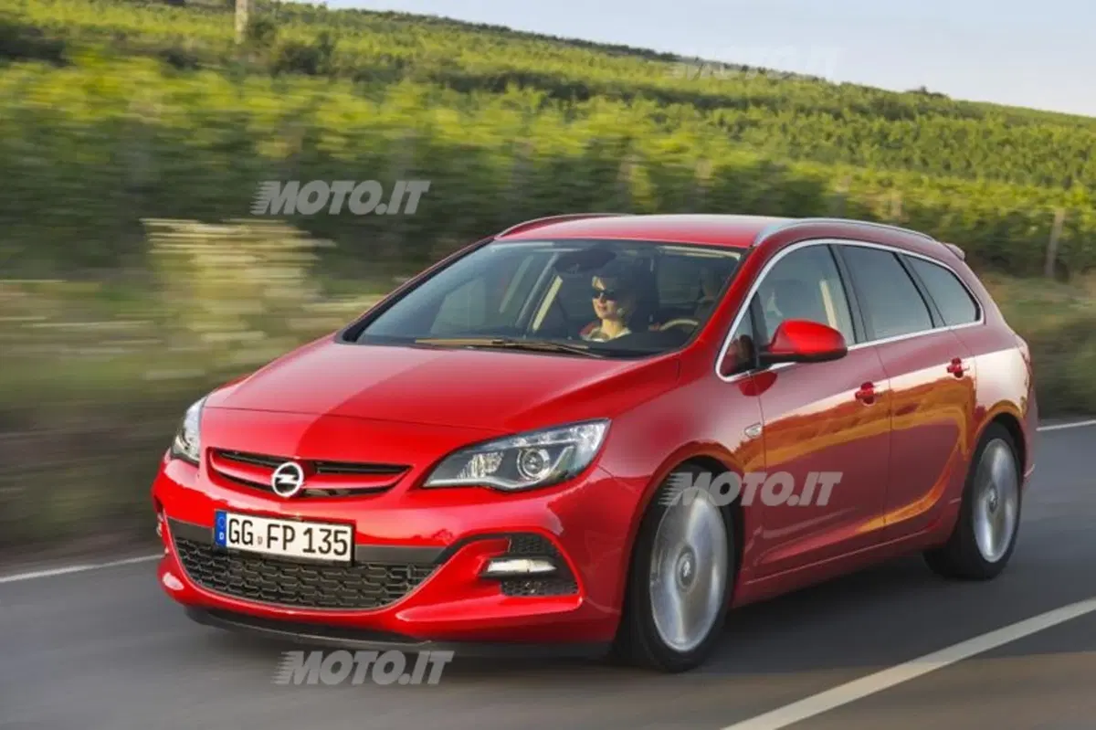 Opel Astra BiTurbo (4)
