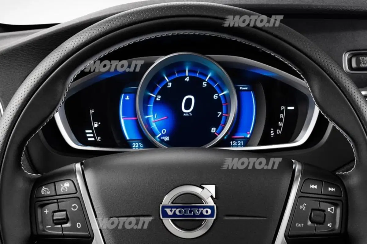 Volvo V40 R-Design (13)