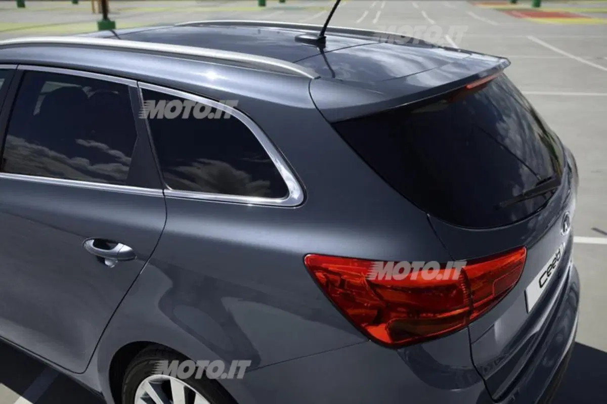 Kia cee'd Sportswagon: listino prezzi (8)