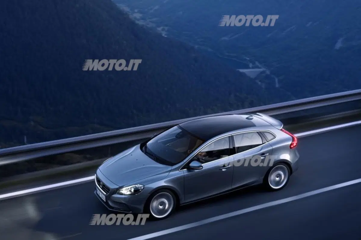 Volvo V40 (6)