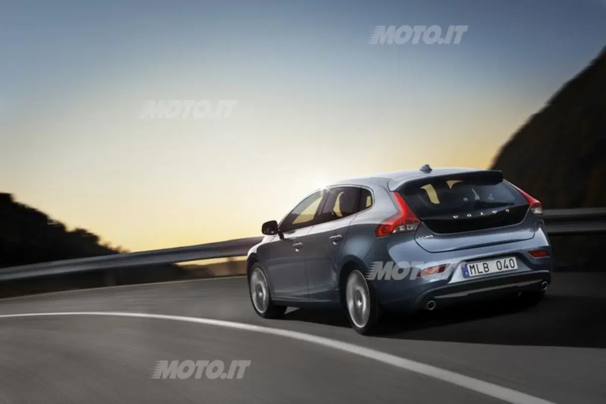 Volvo V40 (8)