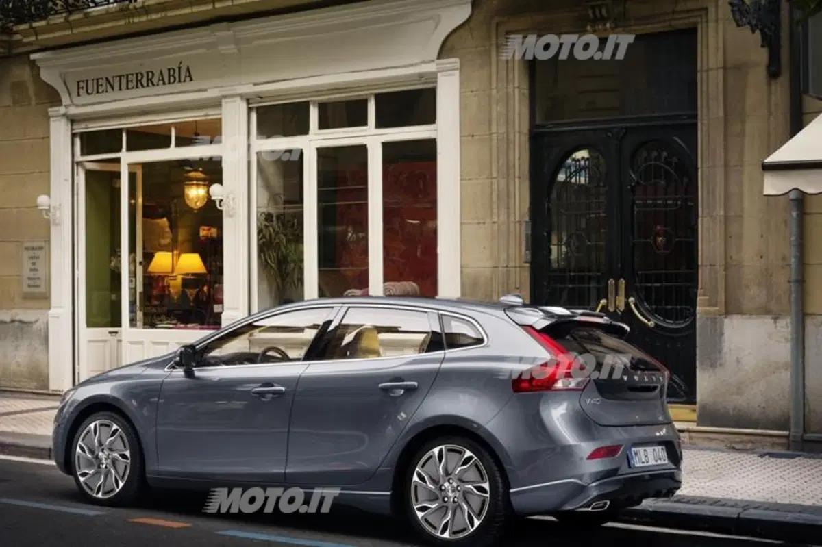 Volvo V40 (9)