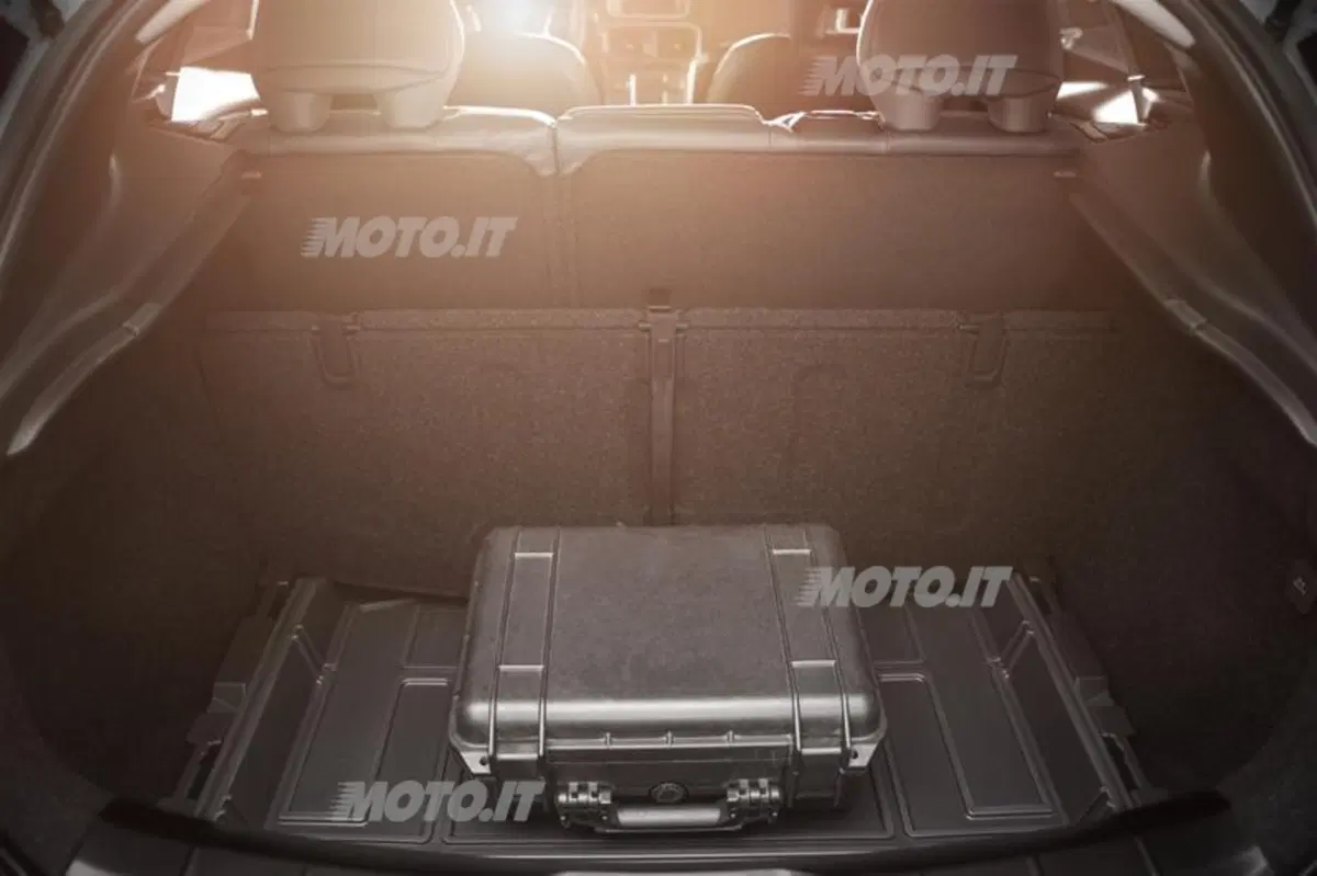Volvo V40 (32)