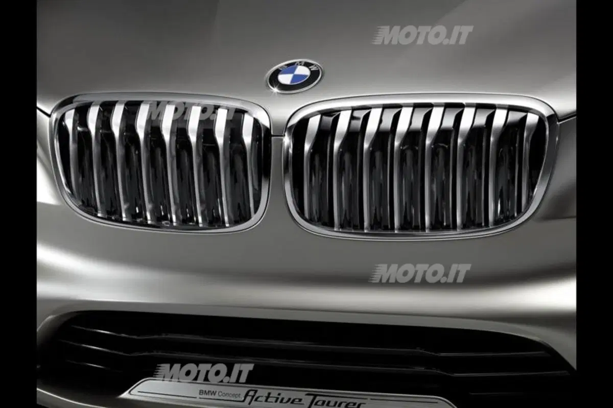 BMW Concept Active Tourer (17)