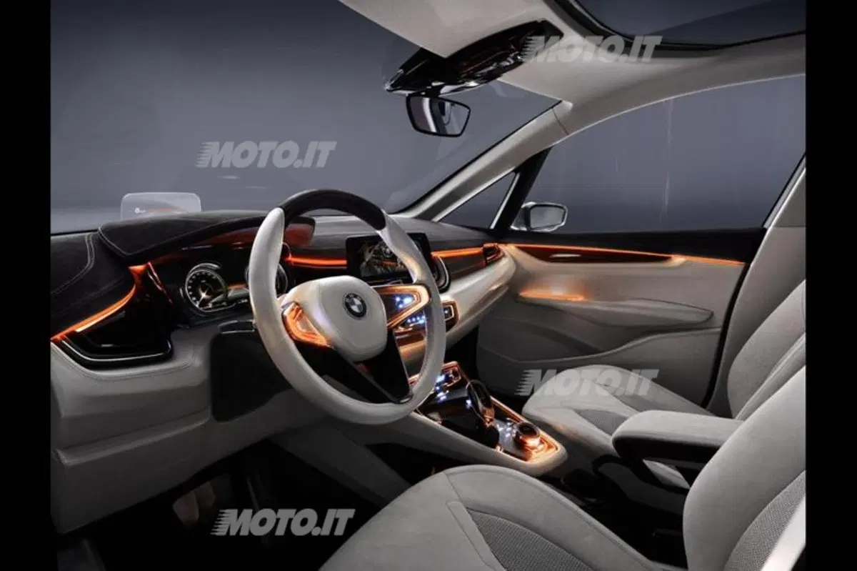 BMW Concept Active Tourer (20)