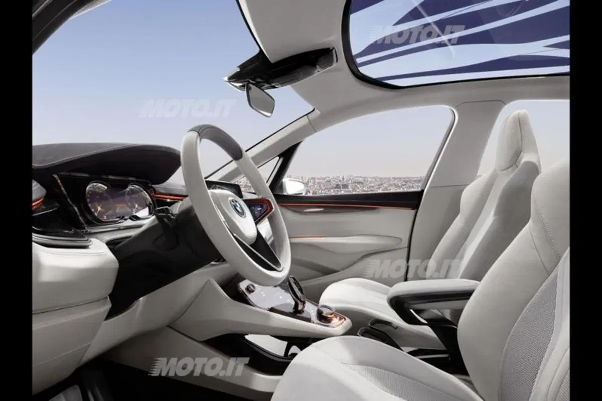 BMW Concept Active Tourer (22)